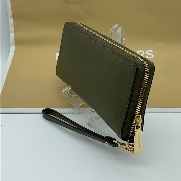 Michael Kors Large Jet Set Travel Continental Wristlet Phone Holder Case Wallet - Picture 11 of 16